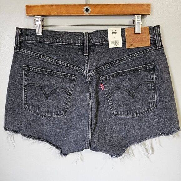 NWT LEVI'S PREMIUM 501 SHORTS RAW HEM WASHED BLACK - Picture 2 of 16